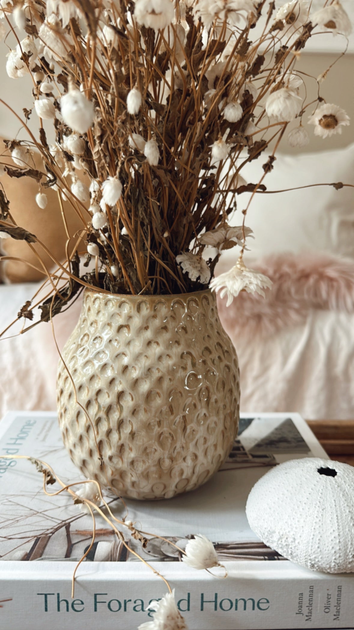 Cream/Sage Vase